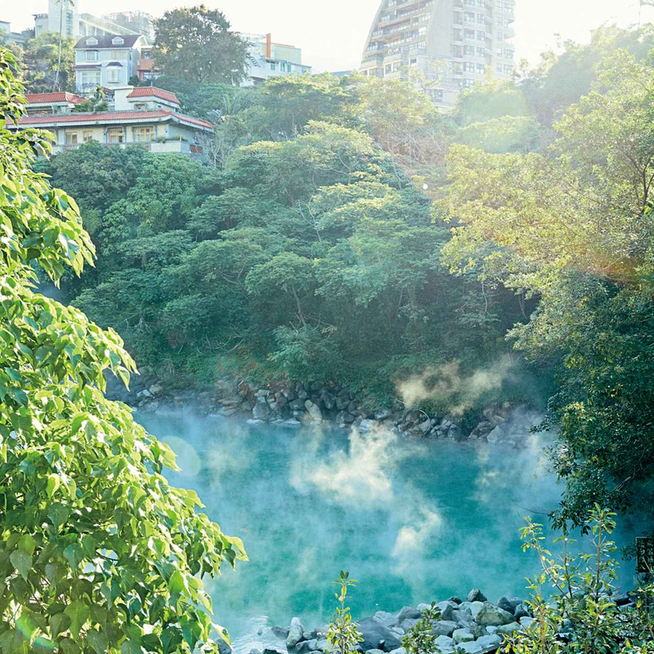 タクシートリップで台湾屈指の名湯へ